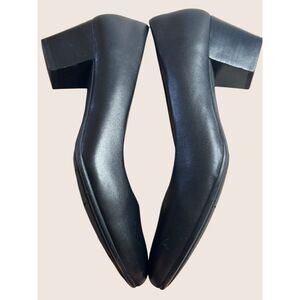 👠 SOFFT LINDON 2" HEEL PUMP BLACK LEATHER FLIGHT ATTENDANT TERMINAL SHOES 8M